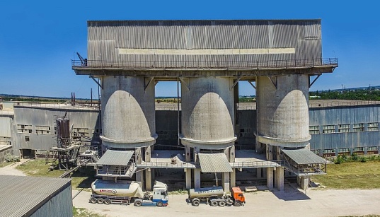 Заемное финансирование на приобретение сырья, материалов, оборудования и спецтехники АО «Краснодарский завод промышленных минералов» Заемное финансирование на приобретение сырья, материалов, оборудования и спецтехники АО «Краснодарский завод промышленных минералов»